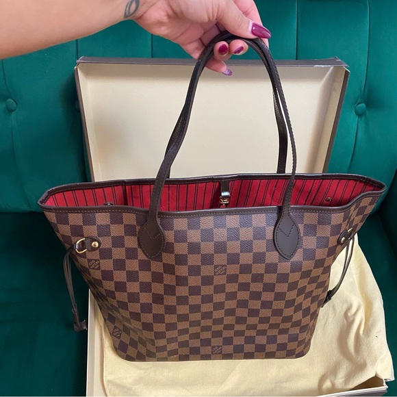 Louis Vuitton Neverfull MM tote unites timeless design in Damier Ebene canvas - Picture 6 of 16